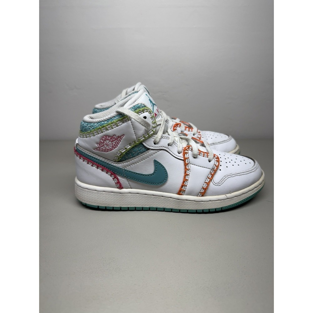 Nike Air Jordan 1 Mid SE GS Size 4.5Y Women's Size 6 White Teal Retro